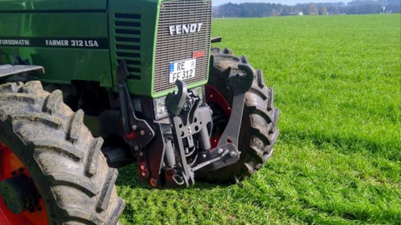 UNIVERSAL FRONTLIFT FOR TRAKTOREN KAT. 2 1500KG
