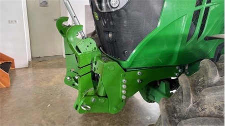 UNIVERSAL FRONTLIFT CAT. 2 FOR TRAKTOREN 1500 KG - GRØN (RAL 6001)