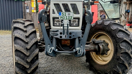 UNIVERSAL FRONTLIFT FOR TRAKTOREN KAT. 2 1500KG